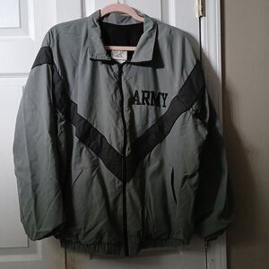 Army  PT Physical Fitness Jacket with reflective material. Sz L
